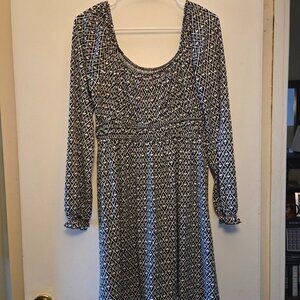Black and White Empire Waist Dress Size L